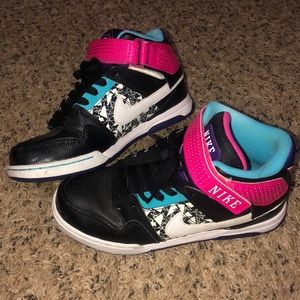 🎈 Nike Air Morgan Mid 🎈